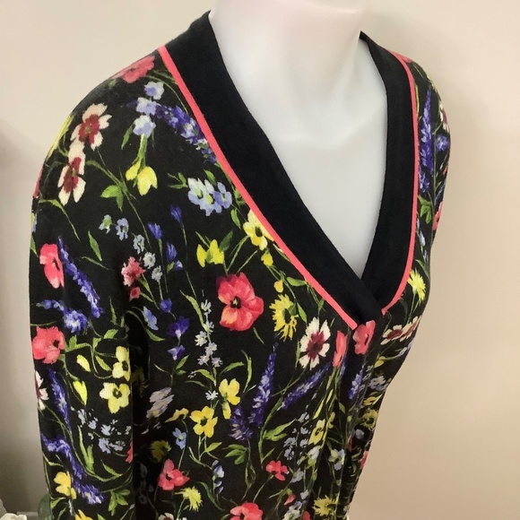 ESCADA Wool 75% Silk 25% Fine Knit Top Sz Large - Picture 2 of 12